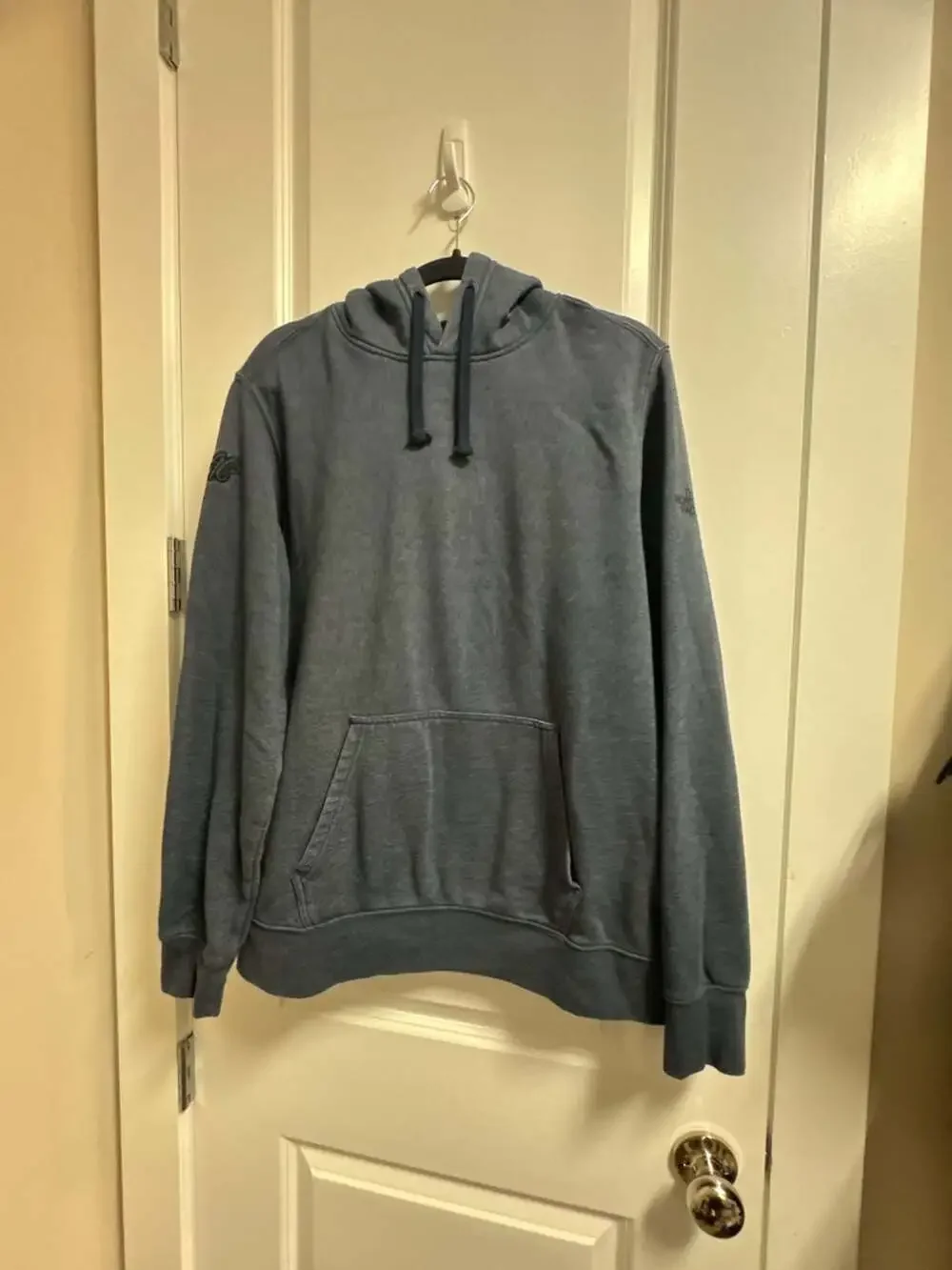 The North Face Men's Blue Heather Pullover Hoodie with Swag Logo Detail